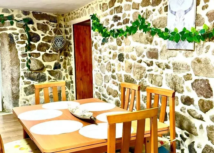 Casa A Voada - Rural Con Piscina Privada, Barbacoa Y Juegos *