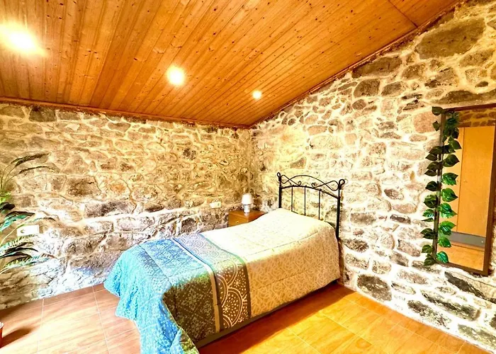 Casa A Voada - Rural Con Piscina Privada, Barbacoa Y Juegos Tatil Evi Muiños