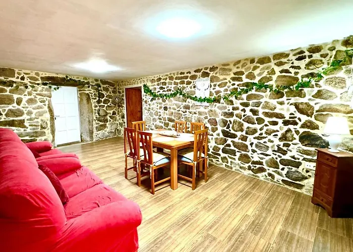 Casa A Voada - Rural Con Piscina Privada, Barbacoa Y Juegos Muiños