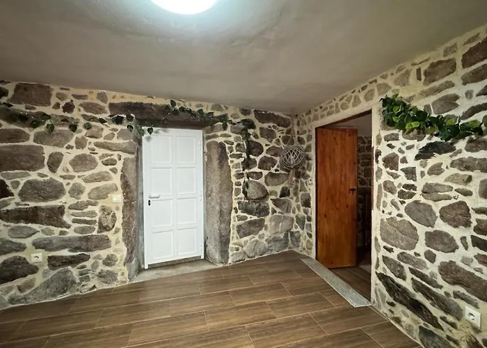 Tatil Evi Casa A Voada - Rural Con Piscina Privada, Barbacoa Y Juegos *