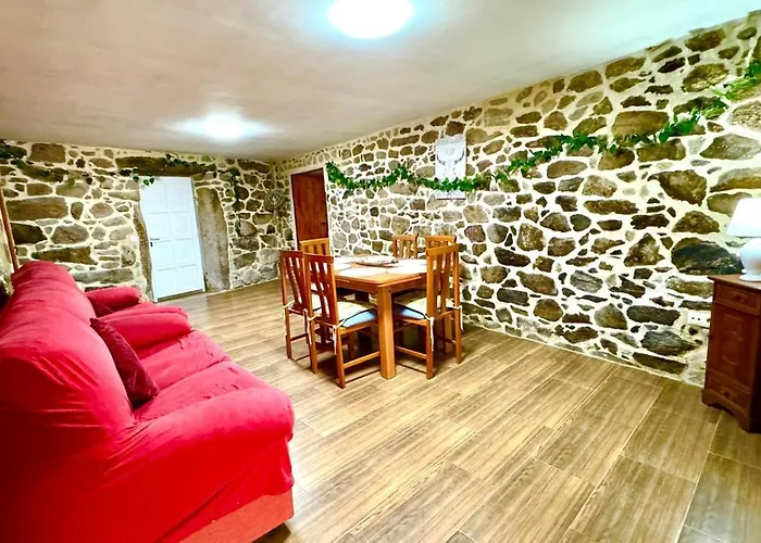 Casa A Voada - Rural Con Piscina Privada, Barbacoa Y Juegos Muiños