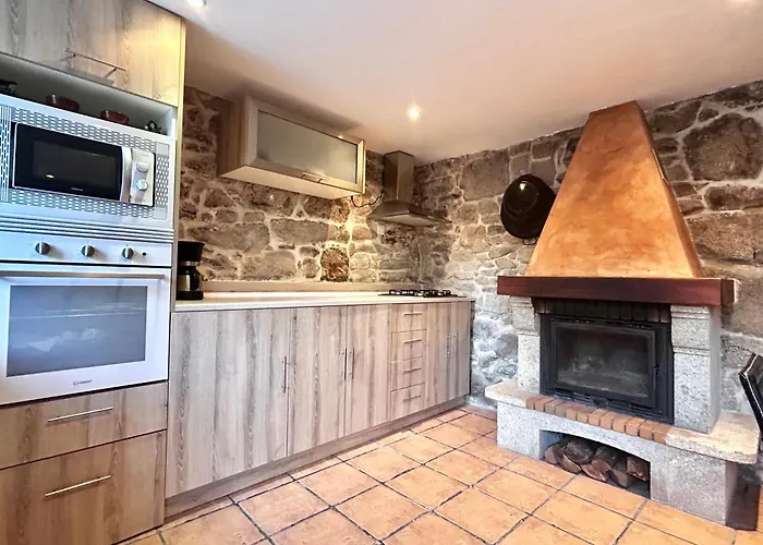 Casa A Voada - Rural Con Piscina Privada, Barbacoa Y Juegos *